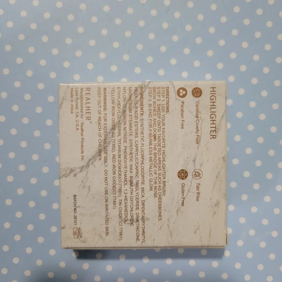 Powder Highlighters - Picture 7 of 7